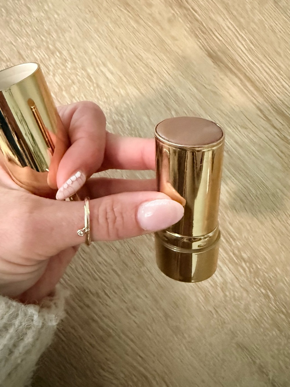 Merit bronzing contour shade Leo